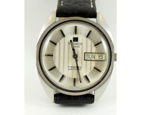 Tissot 'Tissonic' wristwatch . Electronic 'tuning fork' movement with day date. Scarce watch movement fully functioning. Case