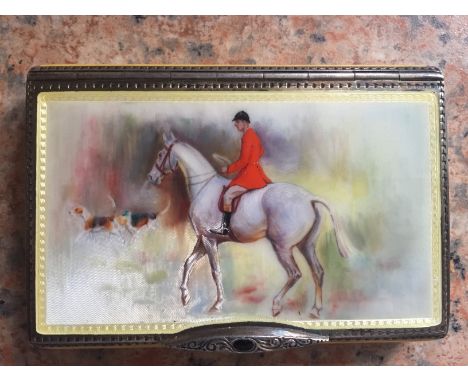 Superb quality continental silver gilt and enamel card case depicting hunting scene, P.H. Vogel importers Birmingham 1929. 8x
