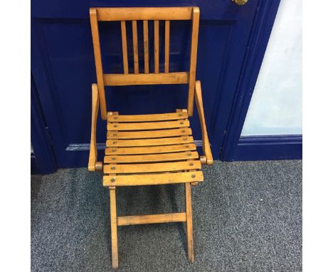 Vintage folding chair marked  Brevetti Reguitti FR.