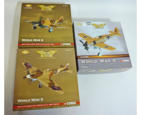 Toys/Models - Three Corgi Aviation Archive World War II die-cast model scale 1:72 AA34305 AA31924 AA36501 (3) Condition Repor