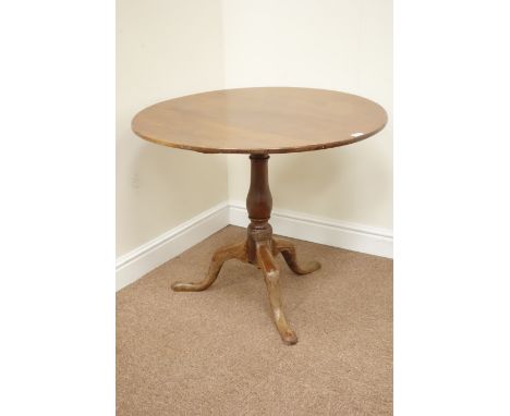 Georgian mahogany circular top table on turned tripod base with triple pad foot legs, D85cm, H70cm