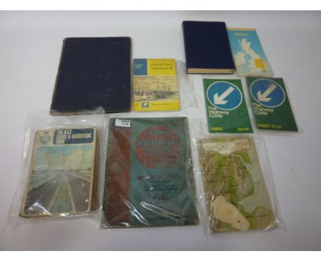 Automobilia/Books - 1930s 'Newnes Simplified Motoring Maps of Great Britain' and other vintage maps/guidebooks in one box 