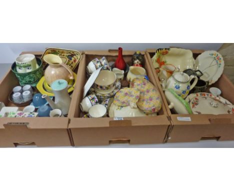 1930s and vintage decorative ceramics in three boxes 