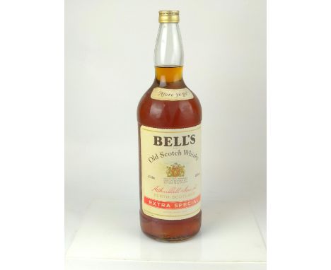 4.5L bottle of Bells old scotch extra special No:51880/RBH8 