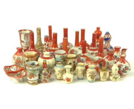 Cube full of Japanese Kutani ceramic miniature vases Etc. Tallest 9cm 