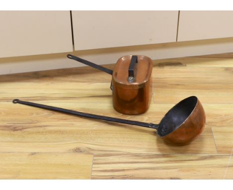 A copper daubiere and a larger copper ladle, ladle 86cm
