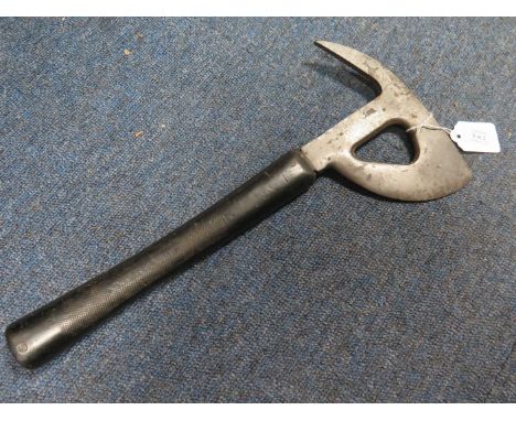 Air Ministry marked Escape Axe, C 27N/1 