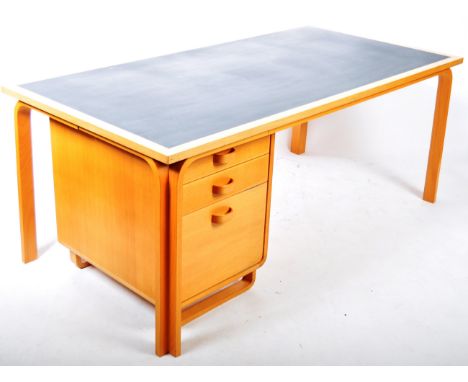 Magnus Olesen -&nbsp;Rud Thygesen and Johnny Sørensen - A quality 20th Century Danish retro vintage beech wood desk by Thyges