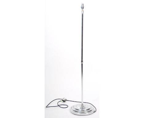 A good 20th Century Art Deco&nbsp;floor standing light / upright lamp standard of chrome construction having a single stem ra