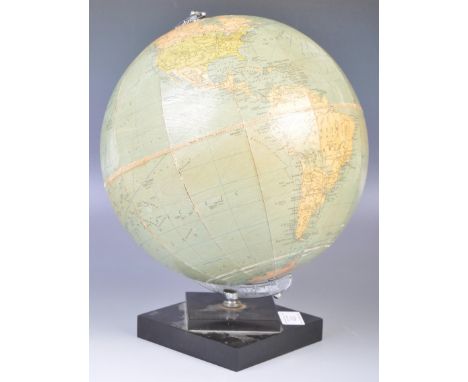 Philips - Challenge Globe - A 20th Century retro vintage 10" size&nbsp;terrestrial tabletop / desk globe by Philips'.&nbsp;Lo