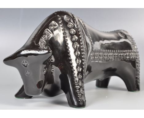 Believed Aldo Londi for Bitossi - A 20th Century retro vintage Italian studio art pottery ceramic figurine of a stylised bull