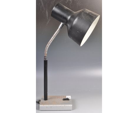 Herbert Terry - Model 99 - A good mid 20th Century 1980's retro vintage adjustable gooseneck desk / table lamp light by Herbe