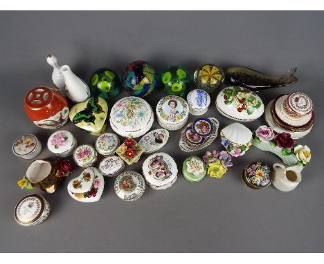 A collection of small ceramic items to include trinket boxes, vases, dishes and similar, comprising, Royal Albert, Wedgwood, 