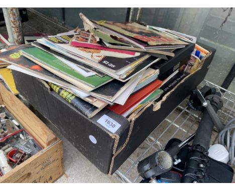 A LARGE QUANTITY OF ELVIS MAGAZINES