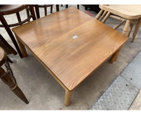 A RETRO ERCOL STYLE ELM AND BEECH COFFEE TABLE, 27" SQUARE