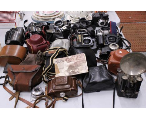 A LARGE QUANTTY OF VINTAGE CAMERAS TO INCLUDE NIKON, CANON, CORONET, CADET, ETC., TO INCLUDE A CANON EPOCA POINT AND SHOOT CA