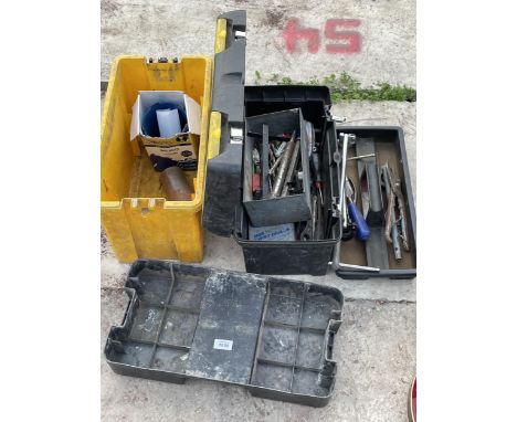 TWO PLASTIC TOOL BOXES WITH AN ASSORTMENT OF TOOLS TO INCLUDE CHISELS, AND DRILL BITS ETC