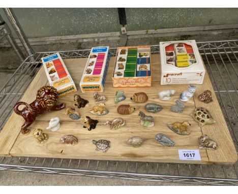 A LARGE QUANTITY OF WADE WHIMSIES TO INCLUDE MANY NEW AND BOXED ETC