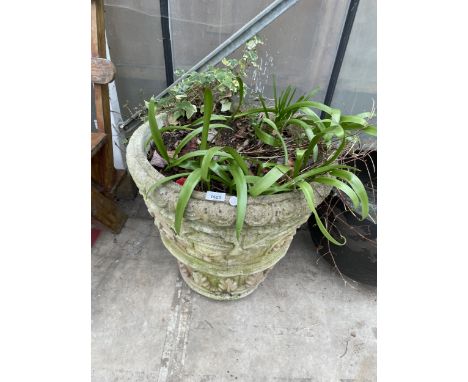 A LARGE RECONSTITUTED STONE PLANTER (H:53CM)