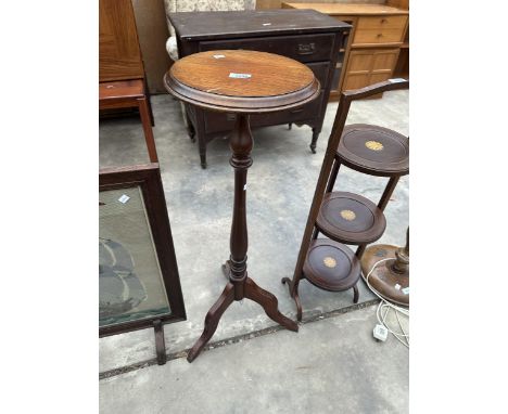 A MAHOGANY TRIPOD JARDINIER STAND