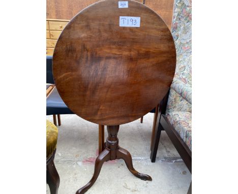 A 19TH CENTURY MAHOGANY TRIPOD TABLE, 23.5" DIAMETER