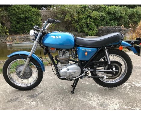 A 1971 BSA B25 SS Gold Star, registration number ARY 643K, blue. The BSA/Triumph revamped range for 1971 included the SS (Str