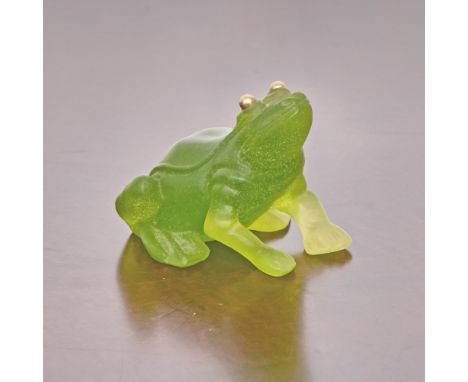 ModernSigned on the bottom Daum France. Height 2 1/2 inches, width 3 1/4 inches, depth 3 inches. 