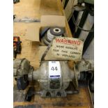 Stanley 586 Twin Bench Top Grinder (Located Bethnal Green – Please see General Notes for More