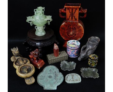 ASSORTED MODERN CHINESE HARDSTONE CARVINGS &amp; METALWARE, including bowenite censer and cover, archaistic rhyton cup, seal/