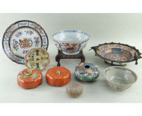 ASSORTED CHINESE POLYCHROME PORCELAIN, including underglaze blue and famille rose bowl on wood stand, gilt metal mounted clob