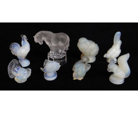 ASSORTED SABINO OPALESCENT GLASS ANIMAL MODELS, including hen, cock, chick, squirrel, fish, turkey and a Goebel clear glass p