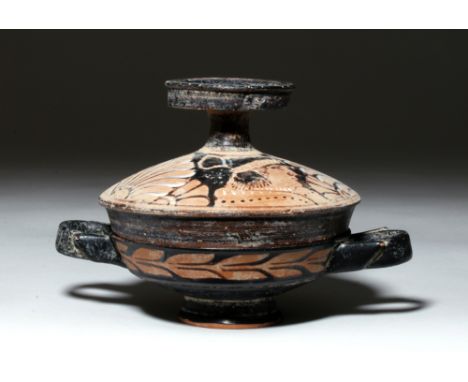 Magna Graecia, southern Italy, Campania, Paestan or Paestum, ca 350 BCE. Rare lidded lekanis with base showing twin handles a