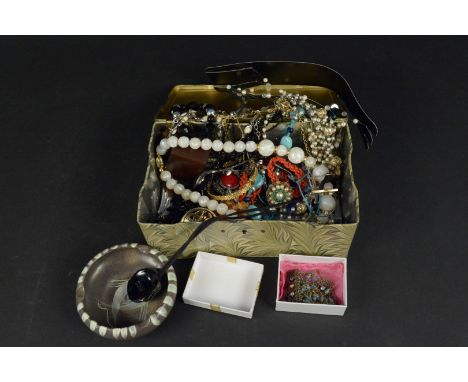 A mixed lot of silver costume jewellery and collectable's including a silver pendant, bangle etc