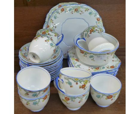 A Salisbury China Hawthorne tea service