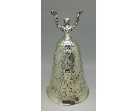 A continental silver stirrup cup, with London import hallmark for 1904, 156g