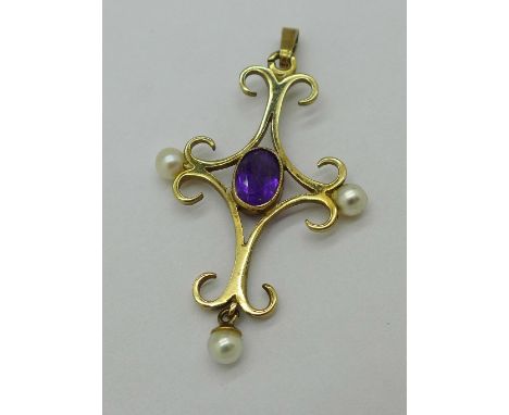 A 9ct gold, amethyst and pearl pendant, 1.9g, width 23mm