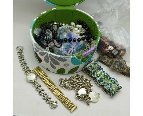 Costume jewellery including a Siam silver filigree bangle