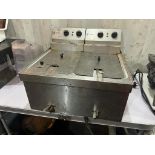 A Parry Twin Basket Table Top Electric Deep Fat Fryer (2023).