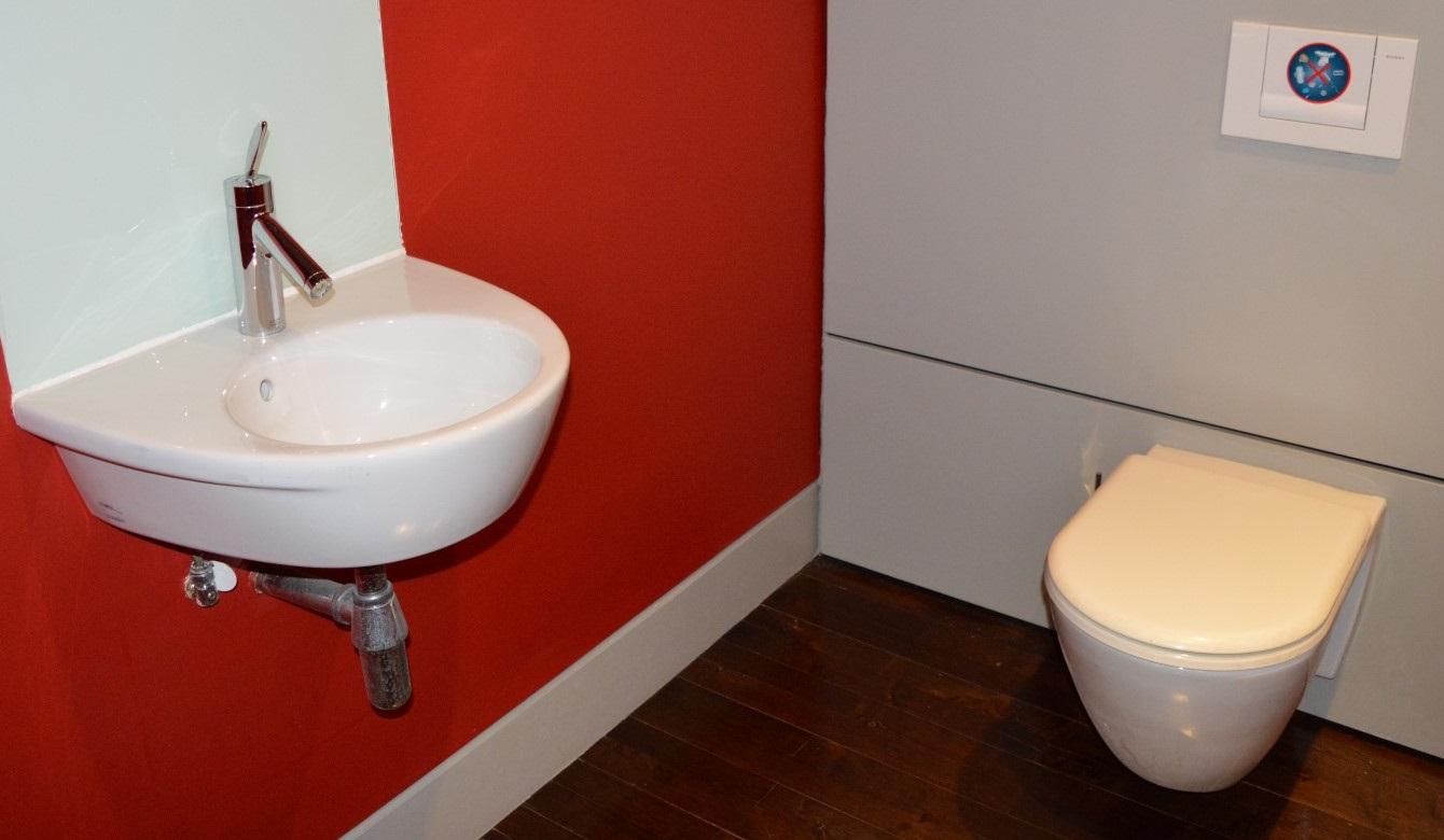 duravit toilet flusher 1 x duravit starck toilet suite including wall hung pan duravit toilet flusher 1 x duravit starck toilet suite including wall hung pan