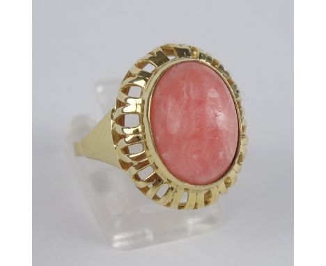 Ring mit Rhodochrosit, 375er Gold Gew.4,15g, ovaler Cabochon in erhöhtem Durchbruchringkopf, U.60