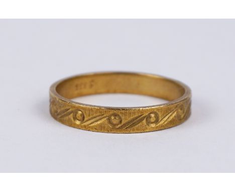 Ring, Goldschmiedeanfertigung, 333er Gold Gew.1,98g, ungedeutete Punze "FS", umlaufendes Kreis- und Streifen-Ritzdekor, U.58