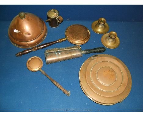 A quantity of Copper including Dolly, fluid measure for lamp, crumb brush, small warming pans, etc.