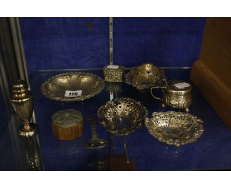  A Johannes Siggaard silver caddy spoon   hallmarked Denmark 1950, and a quantity of silver table ware, three bonbon dishes, 