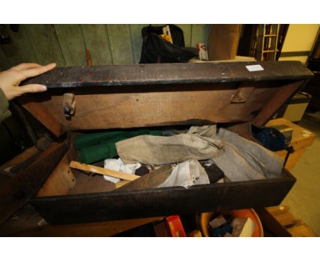 Quantity of mixed tools