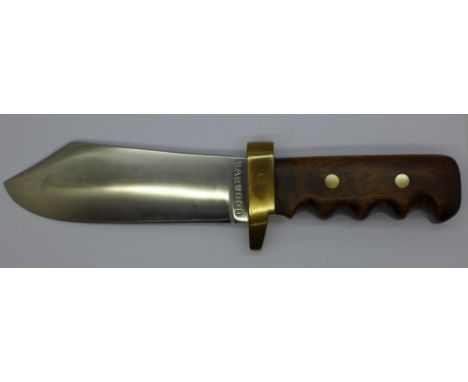 A hunting knife, no scabbard 