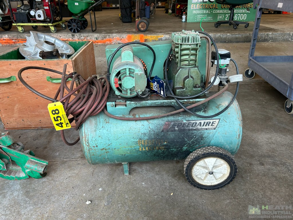 Lot 458