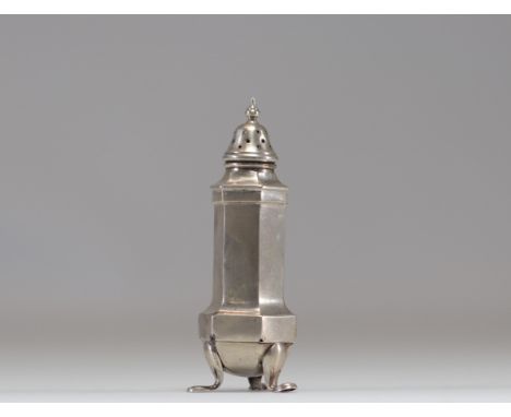 Sterling silver table salt shaker - Weight: 21 g - Shipping available - Region: Europe - Sizes: H 90 MM L 30 MM - At first gl