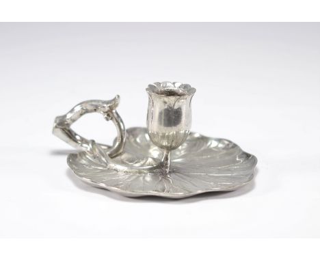 Art Nouveau hand candlestick in the shape of a water lily 1900 - Weight: 405 g - Shipping available - Region: France - Sizes: