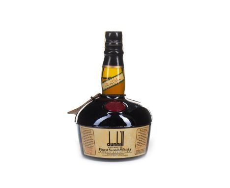 DUNHILL OLD MASTER Blended Scotch Whisky 750ml, 43% volume.