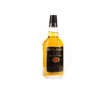 WHYTE &amp; MACKAY DELUXE Blended Scotch Whisky 75cl, 40% volume.